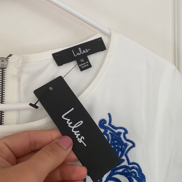 Brand new Lulus dress. Size M - Picture 2 of 3